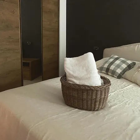 Mountain House 아파트
